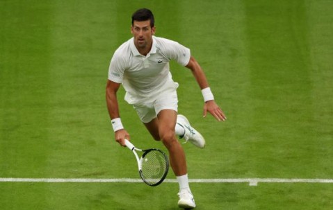 麻将胡了爆分-德约状态低迷仍涉险过关 赢得温网80胜再创一纪录